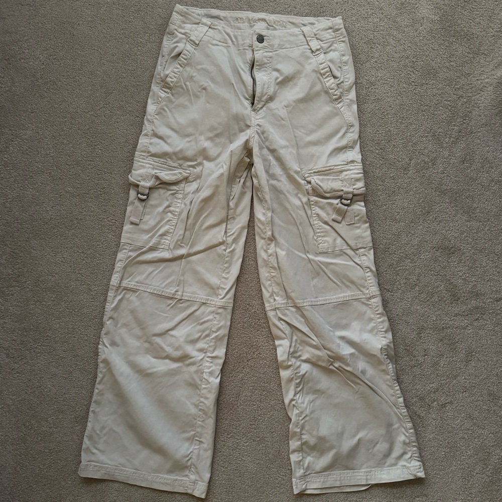 American Eagle stretch cargo pants